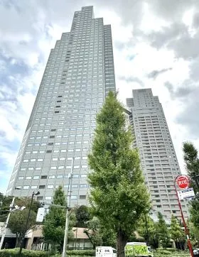聖路加タワーの外観