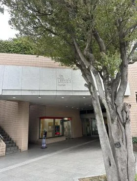 聖路加タワーの外観