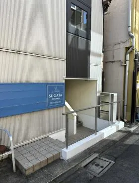 champlage南青山ビルの外観