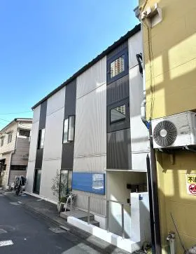 champlage南青山ビルの外観