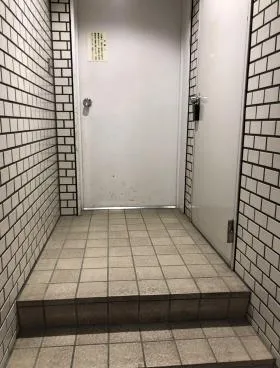 南青山渡辺ビルの外観