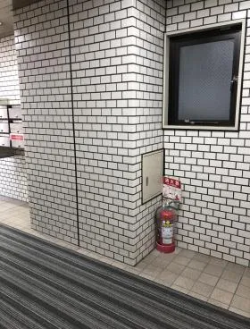 南青山渡辺ビルの外観
