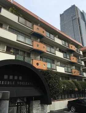ルイマーブル乃木坂ビルの外観