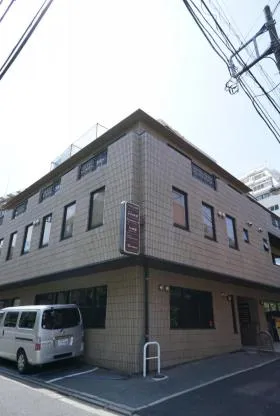 メトロパーク赤坂の外観