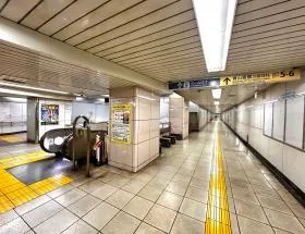 東京メトロ千代田線「乃木坂駅」
