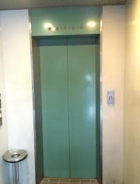 赤坂栗原ビルの外観