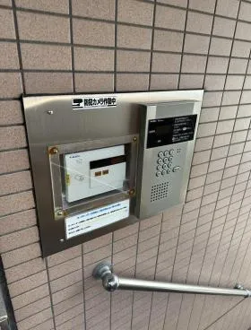 アスモビルの外観