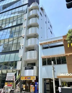 赤坂三辻ビルの外観