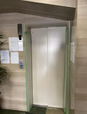 赤坂ビルの外観
