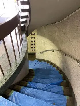 赤坂ビルの外観