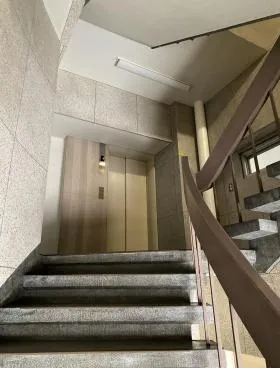 赤坂ビルの外観