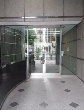 新宿171ビルの外観