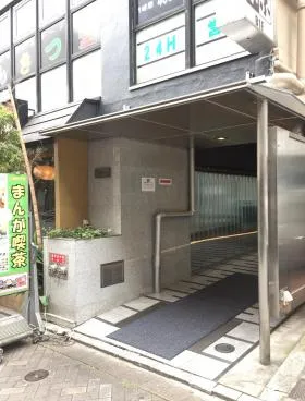 三銀ビルの外観
