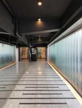 三銀ビルの外観