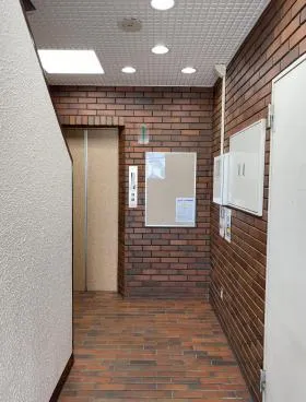 南青山ラップビルの外観