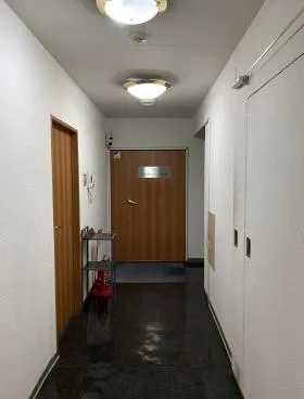 高樹ハイツビルの外観