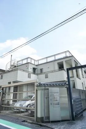 アトリウム青山の外観