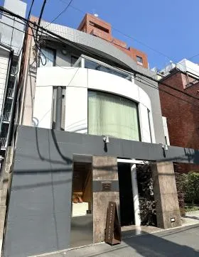 NOA南青山ビルの外観