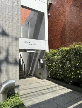 NOA南青山ビルの外観