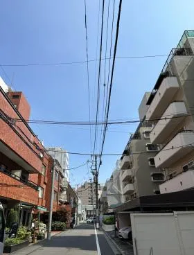 NOA南青山ビルの外観