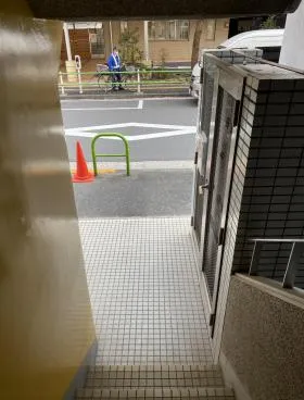 鈴木ビルの外観