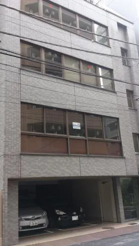 第2タナベビルの外観
