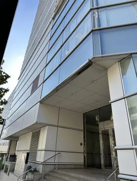 広尾プラザビルの外観
