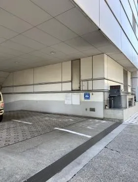 広尾プラザビルの外観