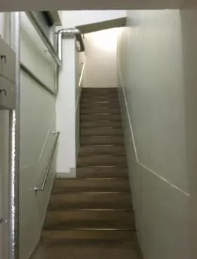 津田ビルの外観