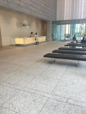 西新橋スクエアビルの外観