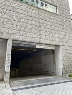 西新橋スクエアビルの外観