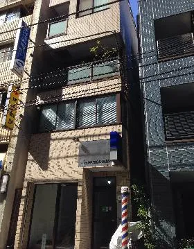 名雲ビルの外観