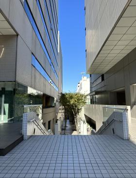 神楽坂AKビルビルの外観