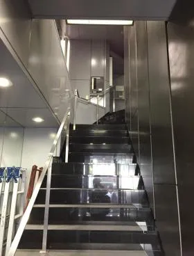 アコール新橋の外観