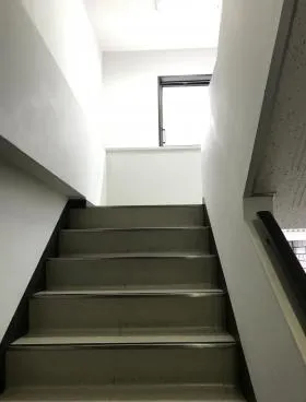 南佐久間町ビルの外観