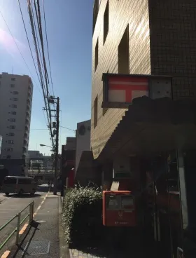 アルファベットセブンの外観