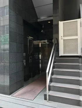 汐留プリプラビルの外観