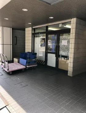 日建岩田ビルの外観