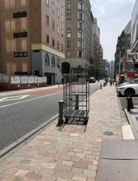 日建岩田ビルの外観