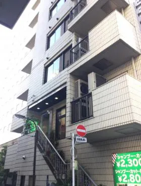新橋OWKビルの外観