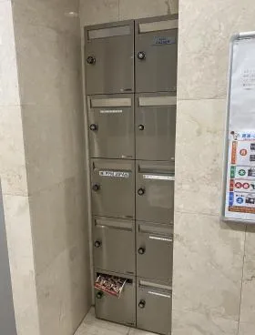 ステージ新橋ビルの外観