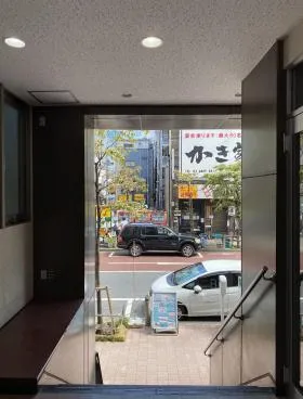 ステージ新橋ビルの外観