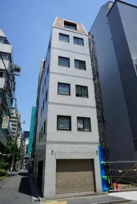 イナホビルの外観