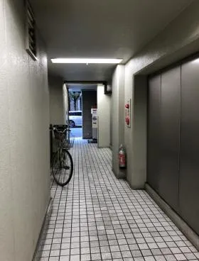大新ビルの外観