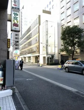 大新ビルの外観