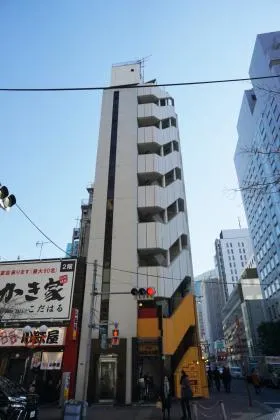 リバラィー8ビルの外観