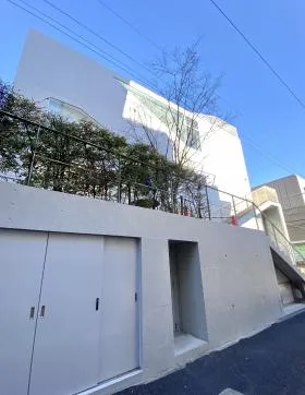 アール南青山の外観