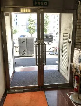 会計ビルの外観