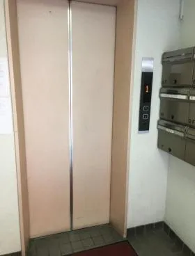 新橋新和ビルの外観
