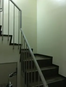 つるや加藤ビルの外観